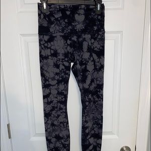 Lulu lemon leggings tie dye